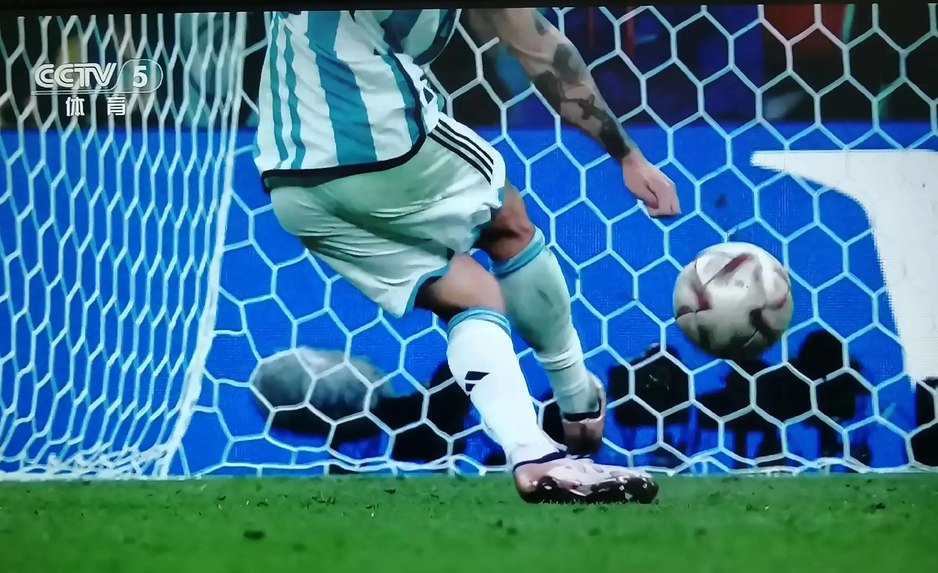 关于阿根廷代表团上演逆袭,赢得掌声的信息 关于阿根廷代表团上演逆袭,赢得掌声的信息