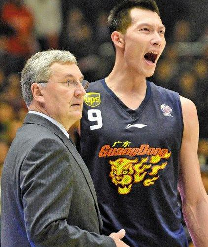 华体会在线登录-凯撒球员频犯错过，维沙尔队客场大胜