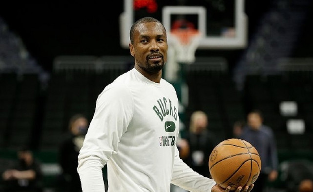 华体会在线-猛龙老将遭遇伤势，战绩下滑难收复的简单介绍