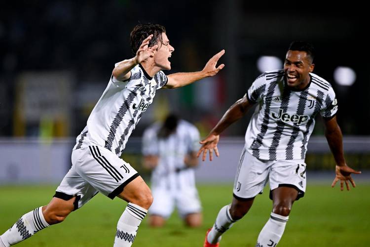 华体会网页版-包含皇家社会客场击败对手，实现保级突破的词条