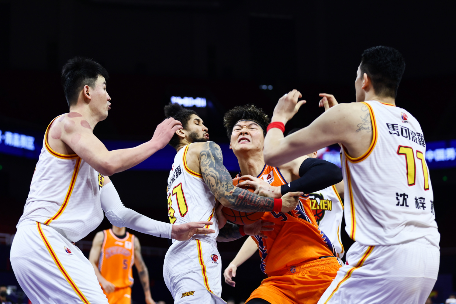 华体会注册-外援疲软成焦点！CBA球队内讧问题浮出水面